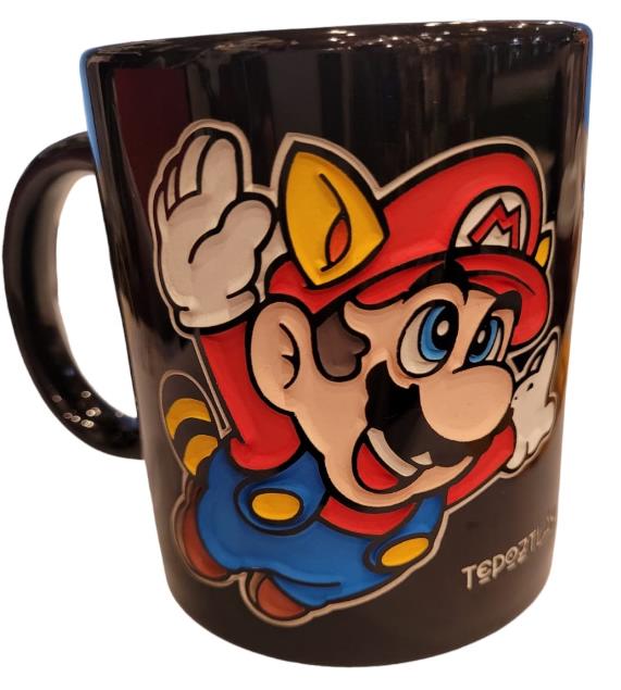 Taza Negra Brillante Mario
